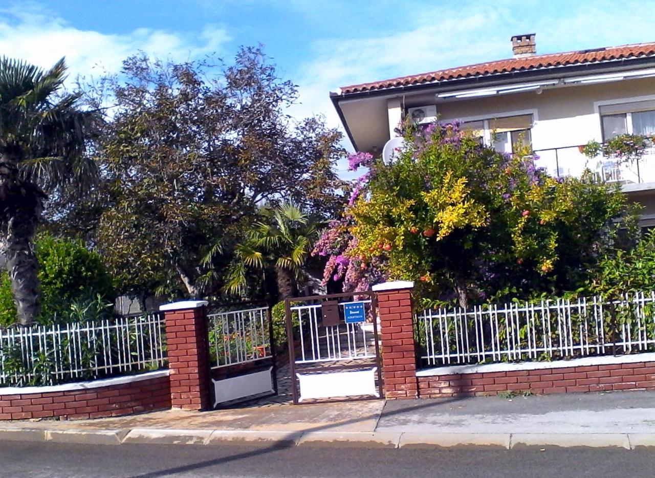 Lovely Apartment In Pomer Εξωτερικό φωτογραφία