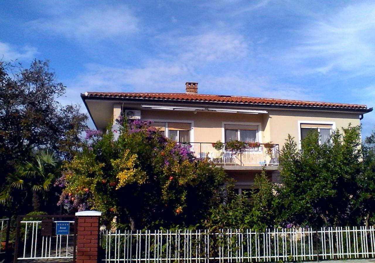 Lovely Apartment In Pomer Εξωτερικό φωτογραφία